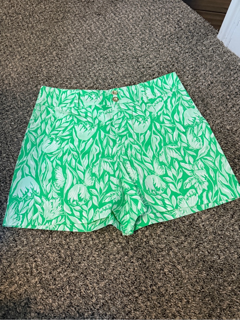 Lilly Pulitzer Green Floral Print Shorts